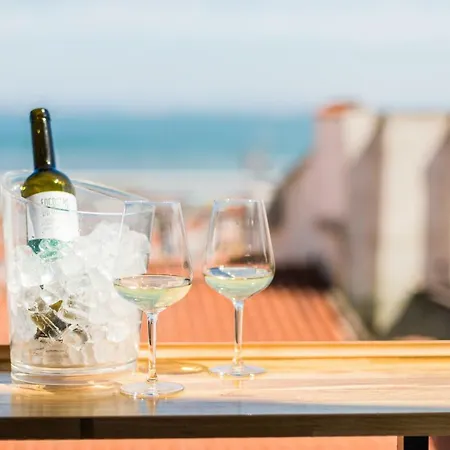 Alfama Vintage W/ Riverview - By Lu Holidays Apartament *